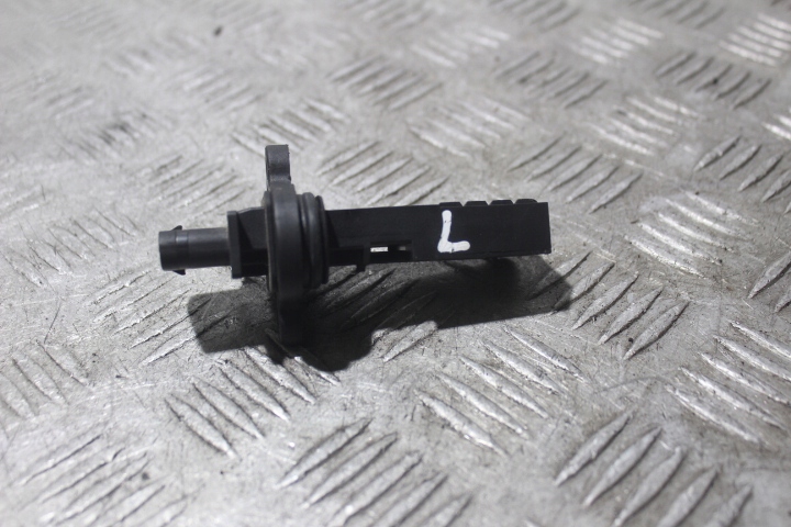 фото №1, Расходомер воздуха левый 7 750i f01 lift 4.4