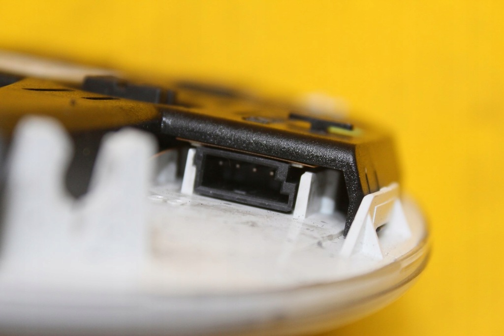 фото №7, Лампа освітлення кабіни mercedes w211 a2118206601