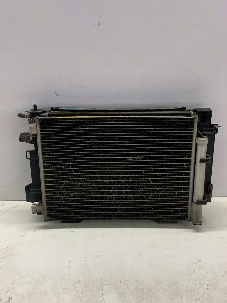 Купити Радіатор вентилятор 921001697r renault twingo 3 2014-2018 1.0 sce 71km