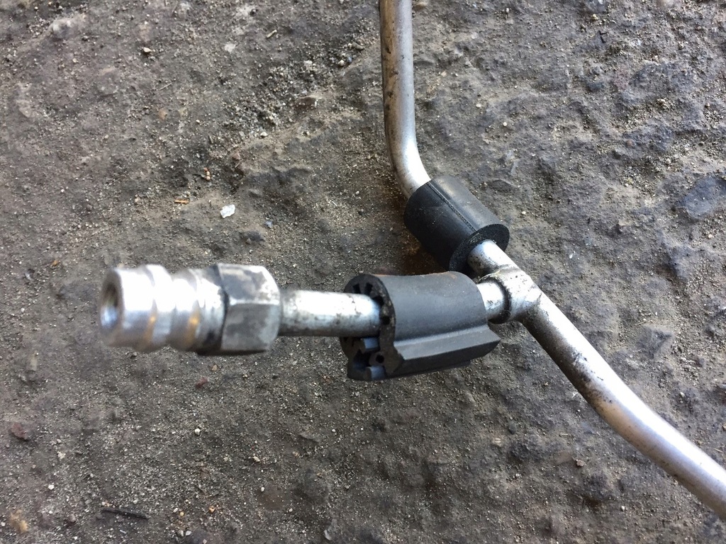 фото №8, Audi q7 4l 3.0 tdi шланг кондиціонера 7l6820750l