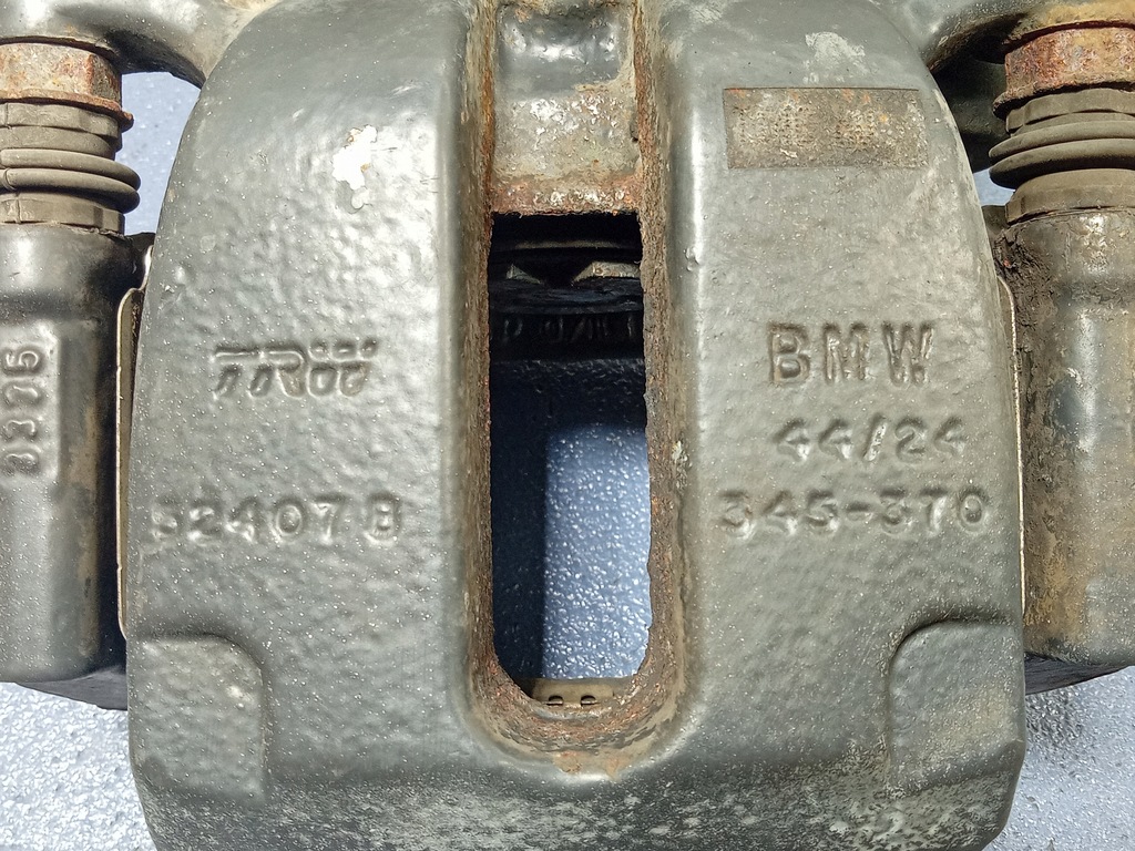 фото №7, Bmw 7 g11 g12 суппорт задний правый скоба 44/24