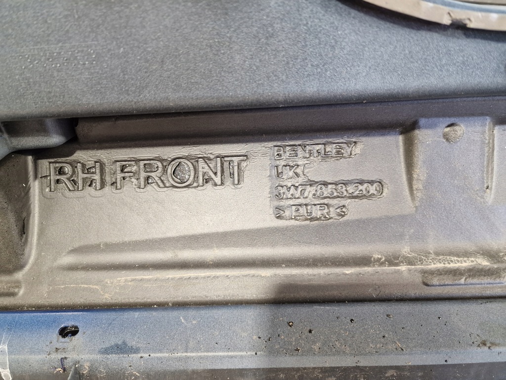 фото №9, Bentley continental 3w7 молдинг карбон порог 3w7