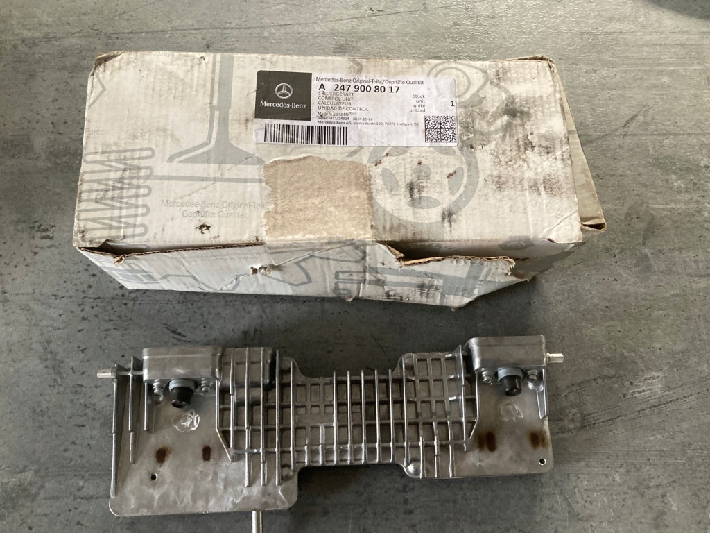 фото №1, Камера стекло передней mercedes a2479008017 w247 glb e-klasa w213