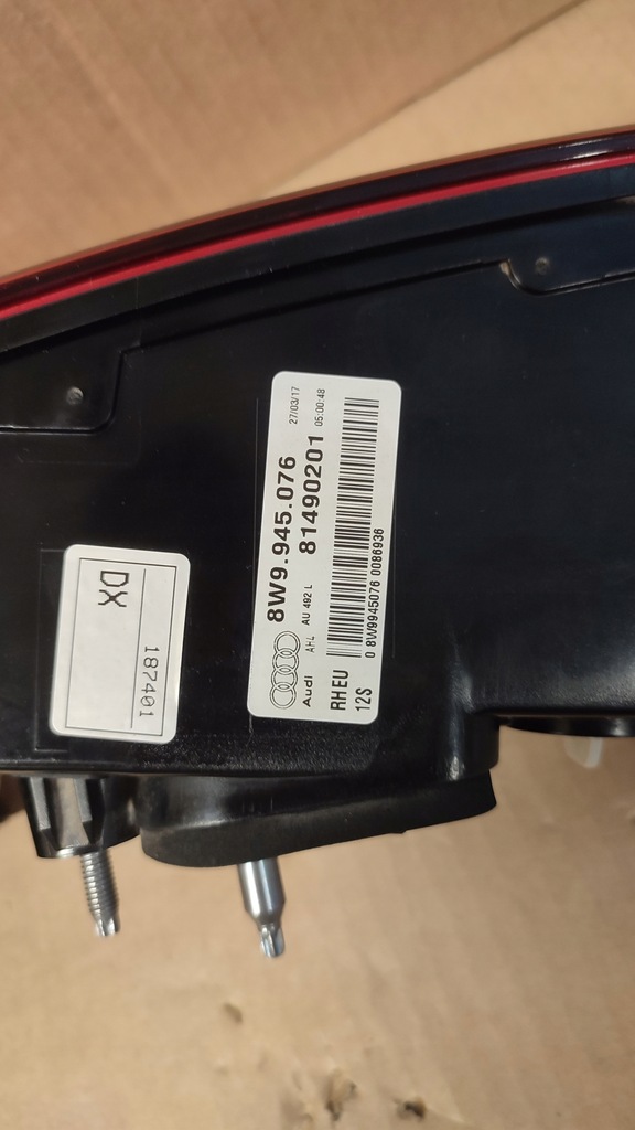 фото №10, Audi a4 b9 8w9 avant комплект лампа задняя