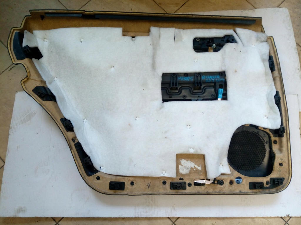 фото №5, Обивка дверь mercedes r-klasa w251 long oryg.