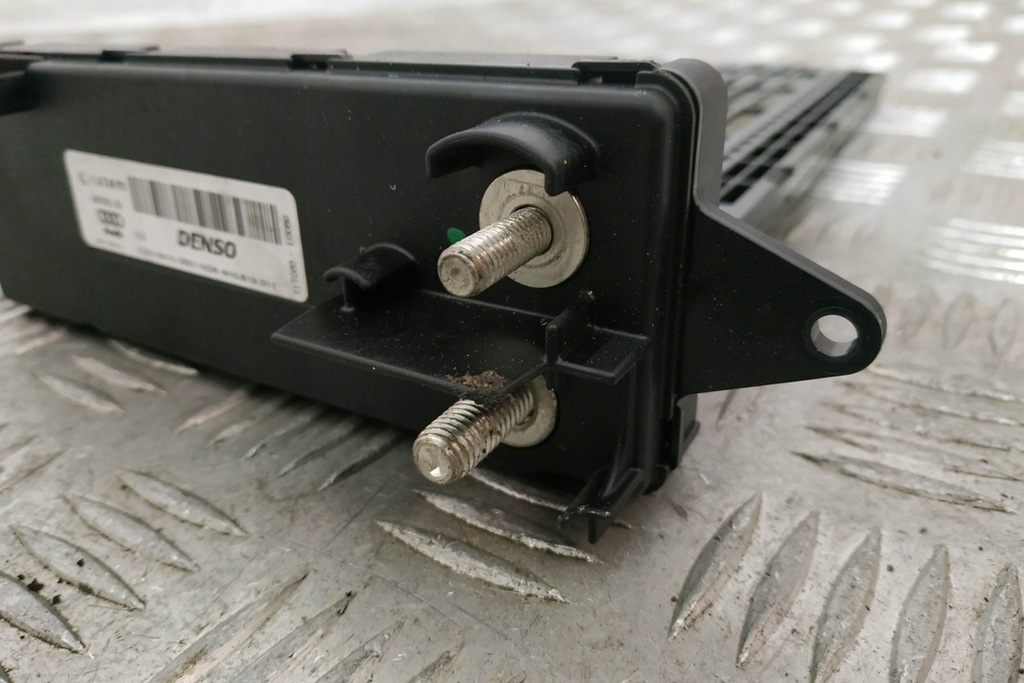 фото №8, Радіатор електричний обігрівача audi a8 4h_ 4h0819011 3.0l дизель