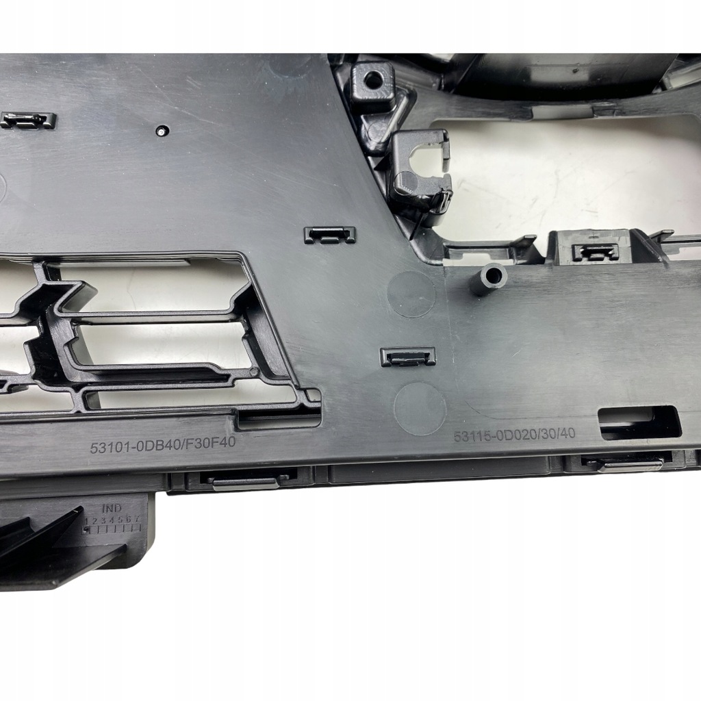 фото №10, Решётка радиатора решётка радиатора решётка бампера toyota yaris cross