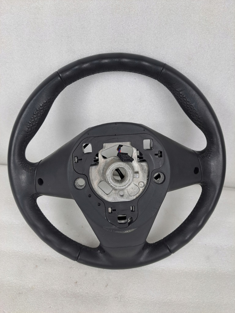 фото №8, Bmw 2 f46 gran tourer f45 воздуховод кожаный