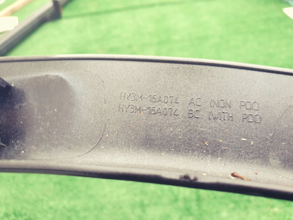 фото №5, Land rover discovery 5 молдинг крыла правая перед