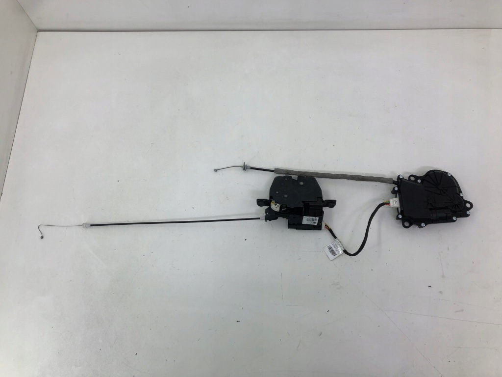 фото №1, Bmw x5 f15 замок доводчик кришки багажника 7303443