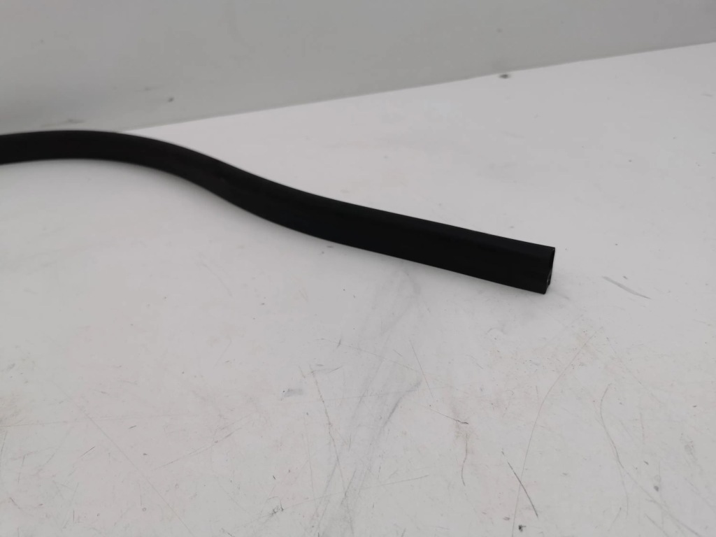 фото №8, Skoda octavia mk4 2022 прокладка капот