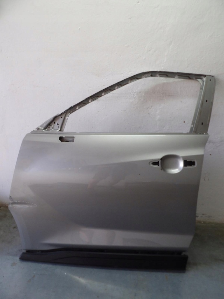 фото №1, Дверь молдинг левая левый перед nissan juke f16 2020-