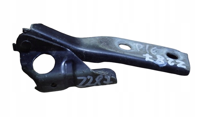 фото №1, Петля капот правий audi a3 8p lift 8p0823302b