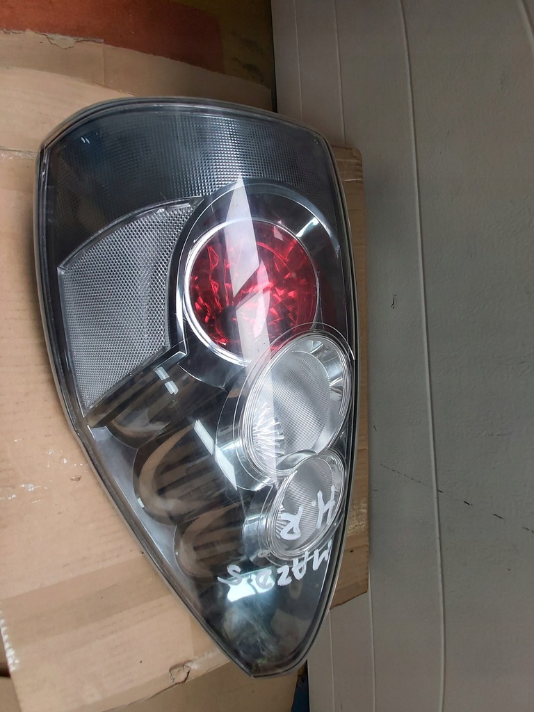 фото №1, Mazda 5 c23551150 лампа правий задня