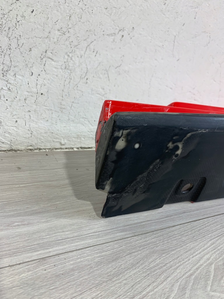 фото №7, Ferrari 488 pista карбон карбон молдинг порог lew