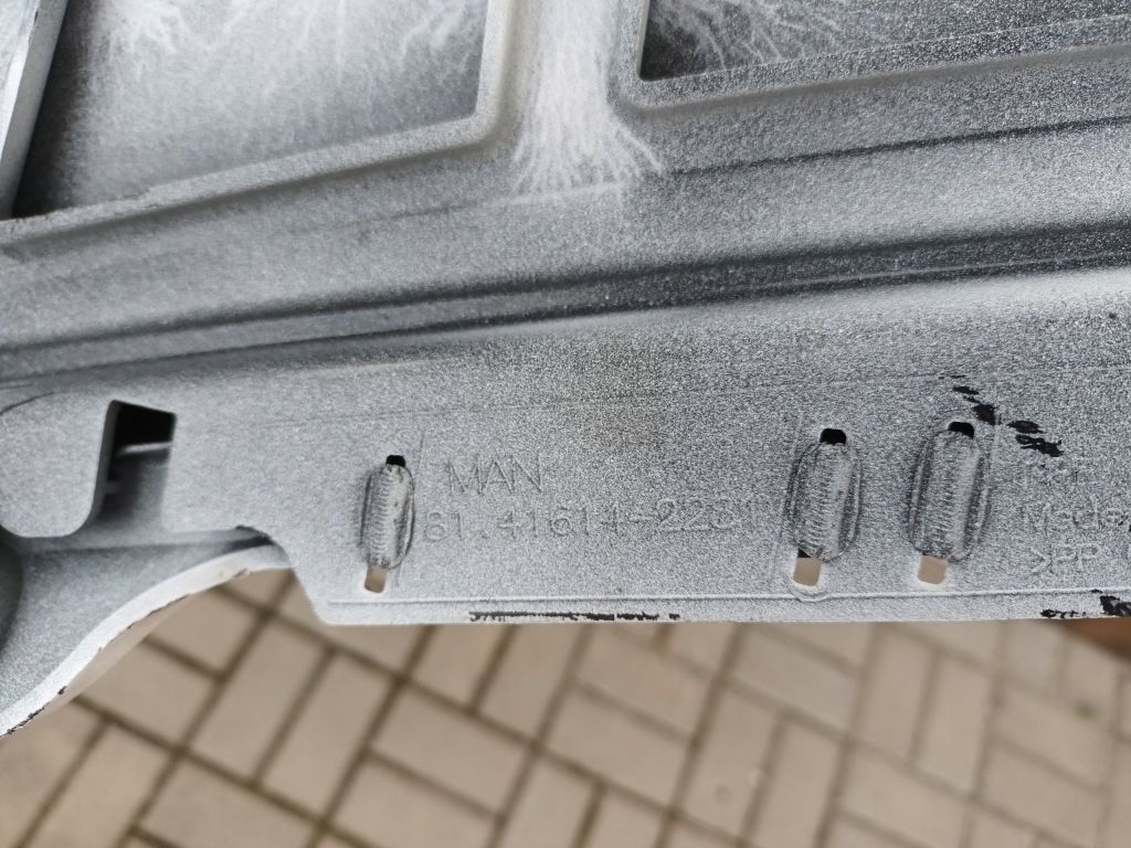 фото №8, Бампер передний панель фары левый man tgx tg3 2021 -