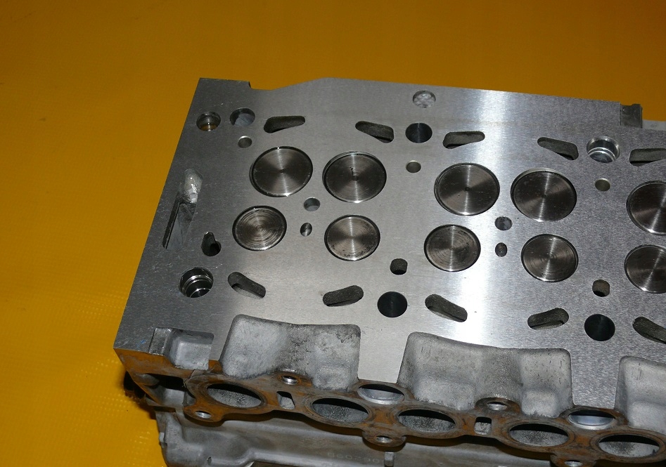 фото №9, Головка двигуна citroen jumpy ii 2 2.0 hdi 163km psa 07-16r. відфрезерована