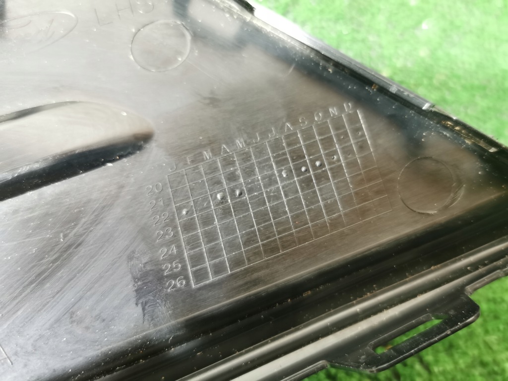 Решітка бампера перед передній ліва ford focus mk4 рестайлінг  nx7b-15a299-b Ціна