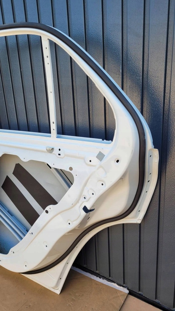 фото №15, Mercedes gle 167 w167 дверь задняя правый задние правое