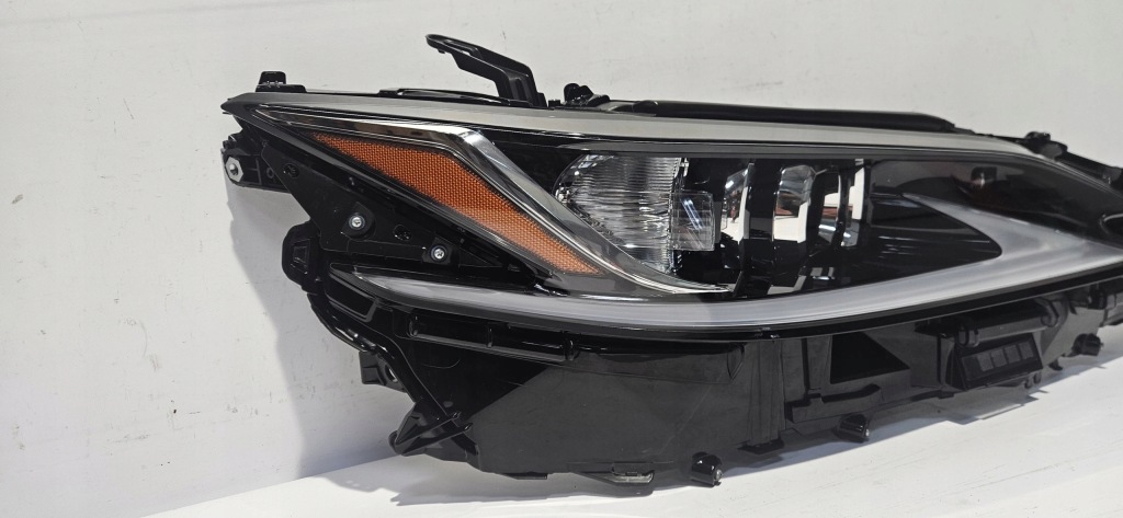 Фара правий перед full led lexus es vii рестайлінг  21- оригінал Доставка