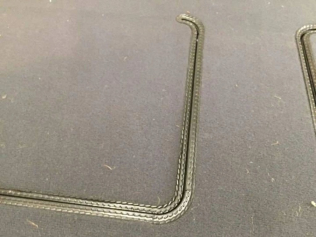 Mercedes-benz s w126 1980 полиця задня czarna в Україні