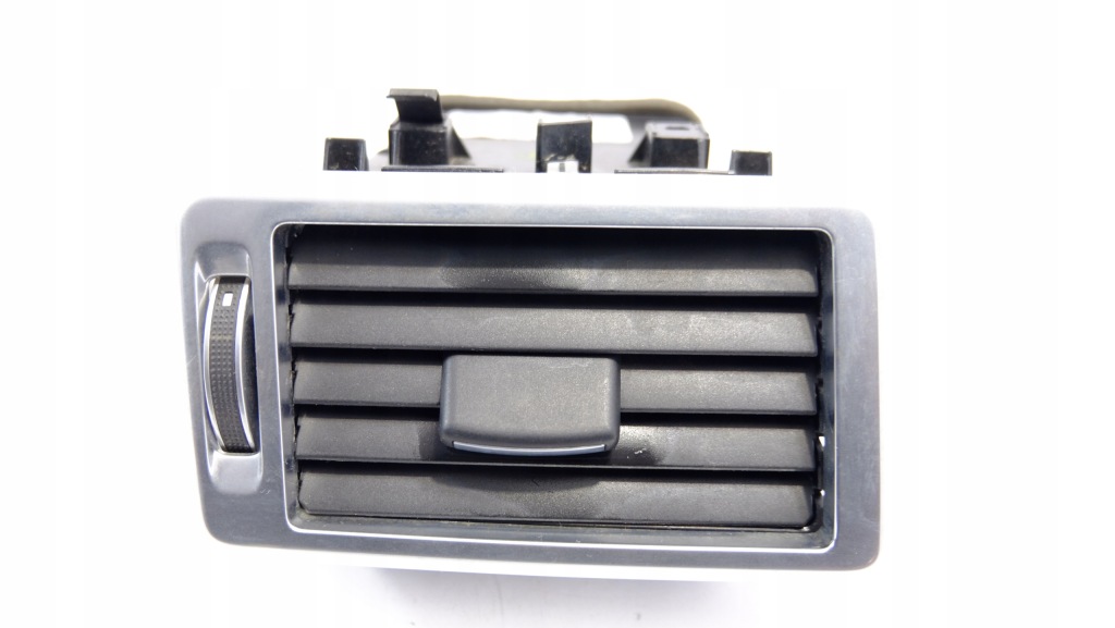 Купить Land rover discovery sport v решётка обдув консоли левая