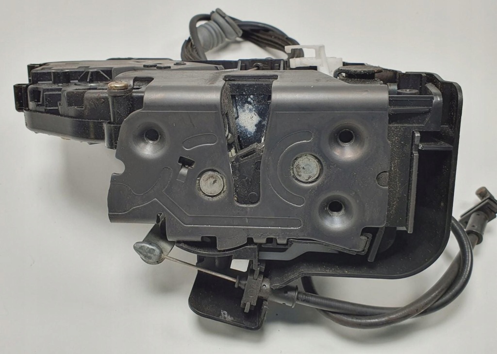 фото №1, Замок дверь правый перед volvo s40 ii v40 ii v50 eu