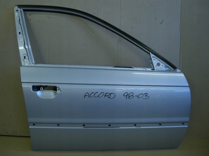 фото №1, Honda accord 1998 двері праве перед