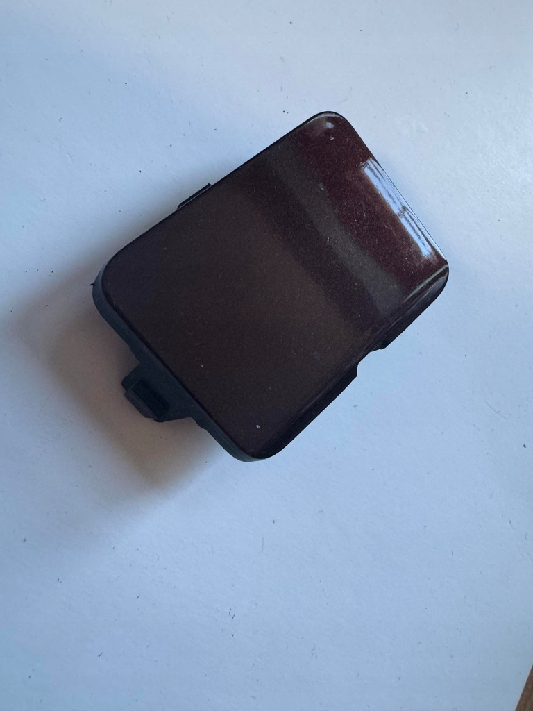 фото №1, Dacia sandero ii 16-20r. - заглушка фаркоп бампера перед 511802873r