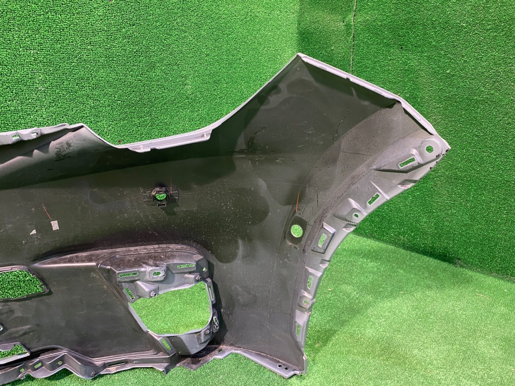 Lexus lbx бампер перед передний 52119-52f10 в Украине