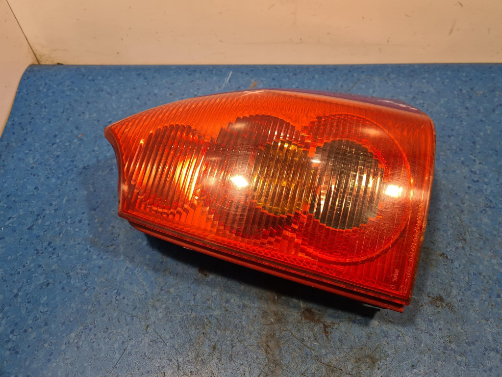 фото №5, Peugeot 307 лампа задняя правая наружная