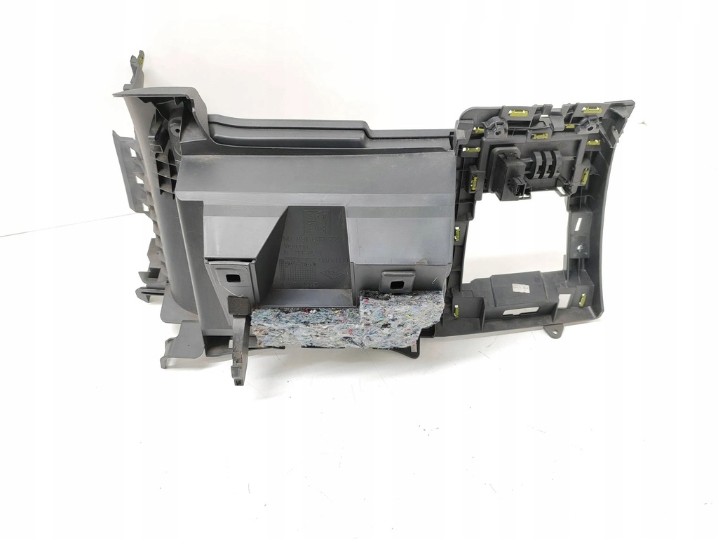 фото №8, Peugeot 5008 2011 бардачок панели приборной панели