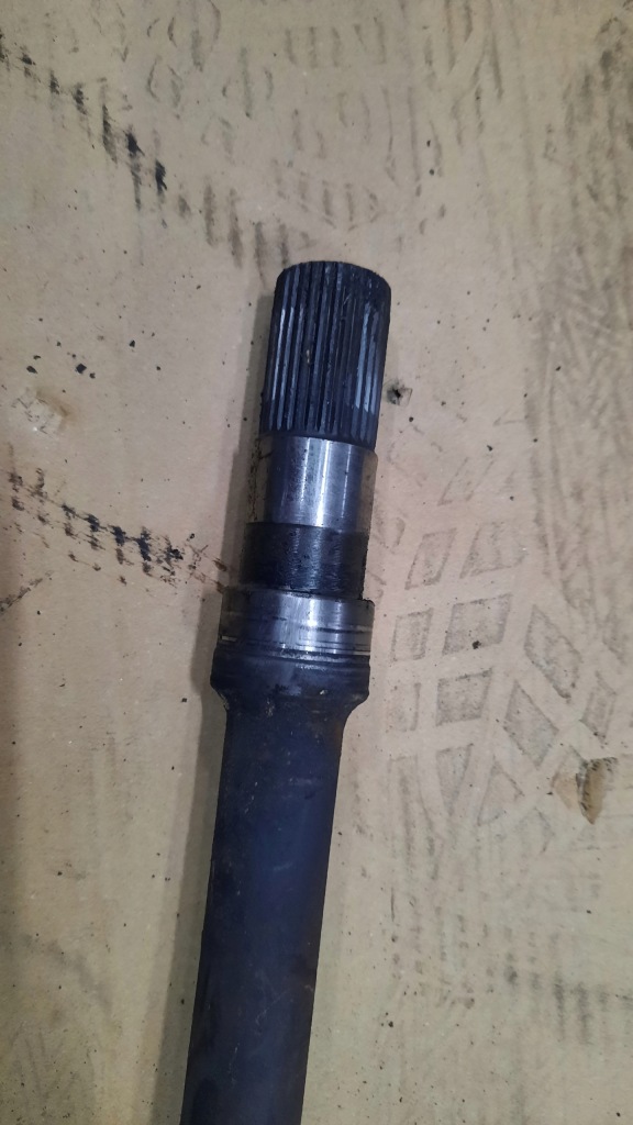 фото №2, Привідний вал права mazda 6 2.0d 02r