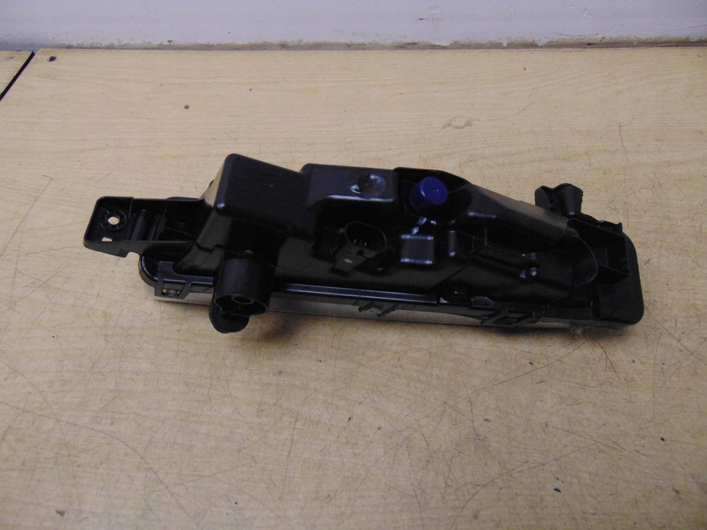 фото №8, Протитуманна фара правий drl bmw g30 g31 89250243 europa