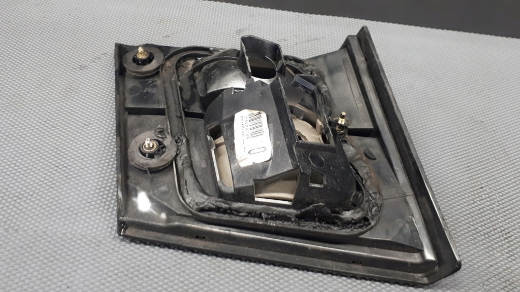 фото №11, 23180204 лампа правая nissan primera p11