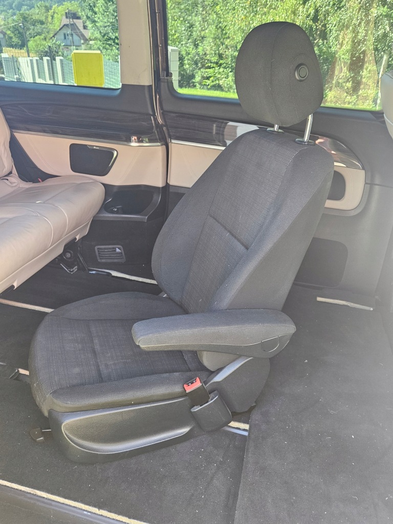 фото №8, Сиденья перед водитель пассажир лавка mercedes vito v w447 tunja