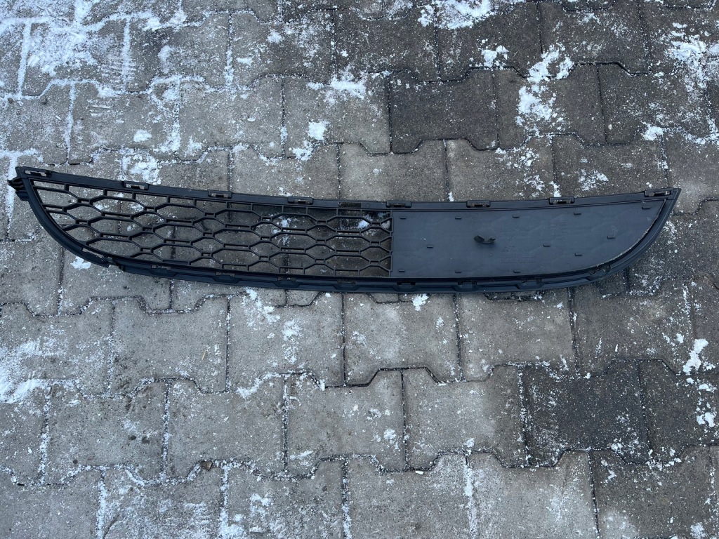 фото №1, Renault twingo ii решётка радиатора решётка бампера перед