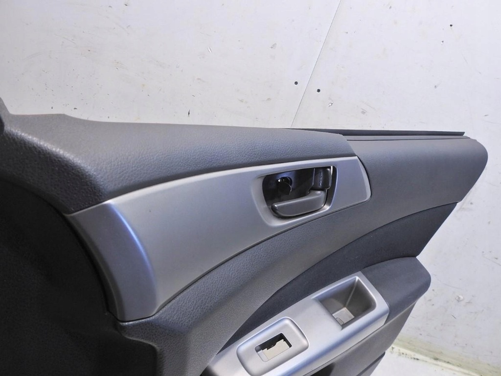 фото №8, Обивка дверь правый перед subaru forester iii