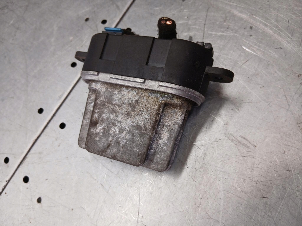 фото №1, Резистор вентилятор alfa romeo 147 1.9jtd 03r