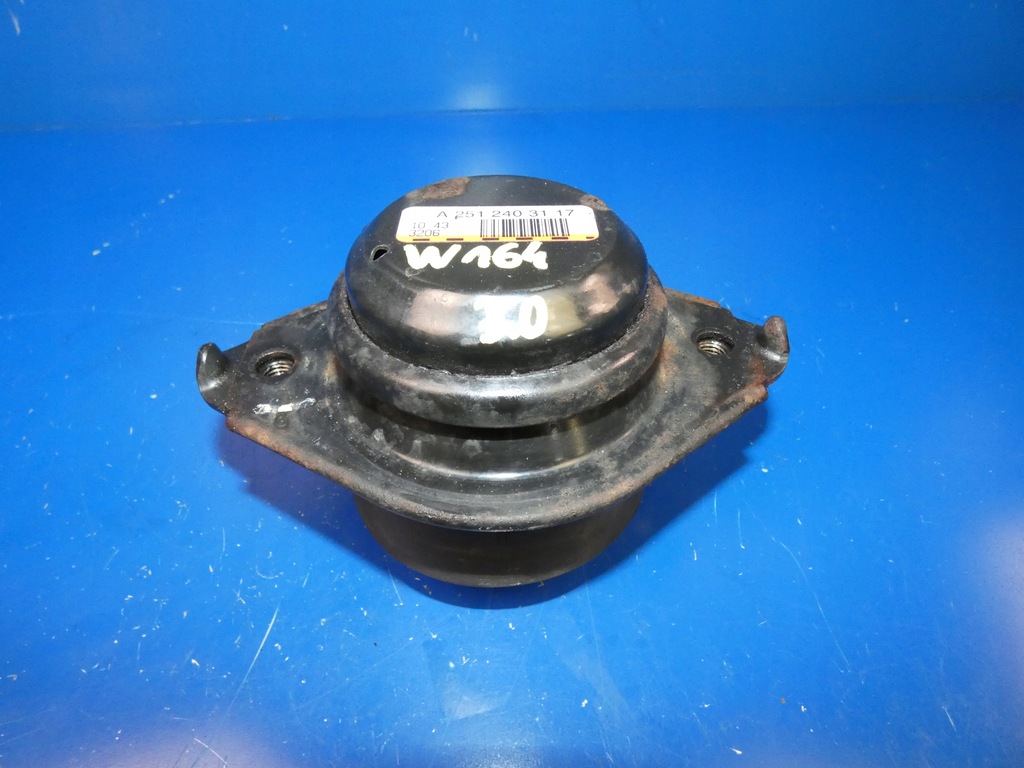 фото №2, Mercedes ml w164 r w251 подушка двигуна