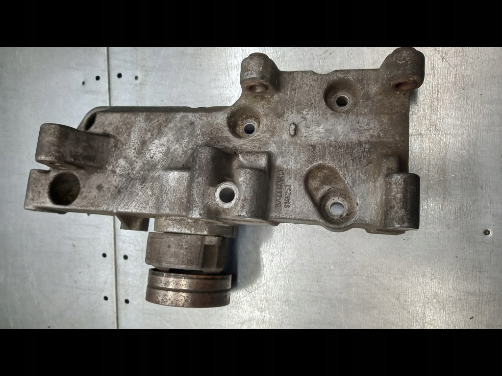 фото №1, Кронштейн генератора volvo v40 99r 9146253