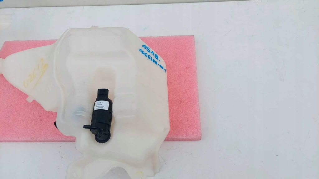 фото №5, Tesla model s бак жидкость омывателя новый оригинальный номер 1518