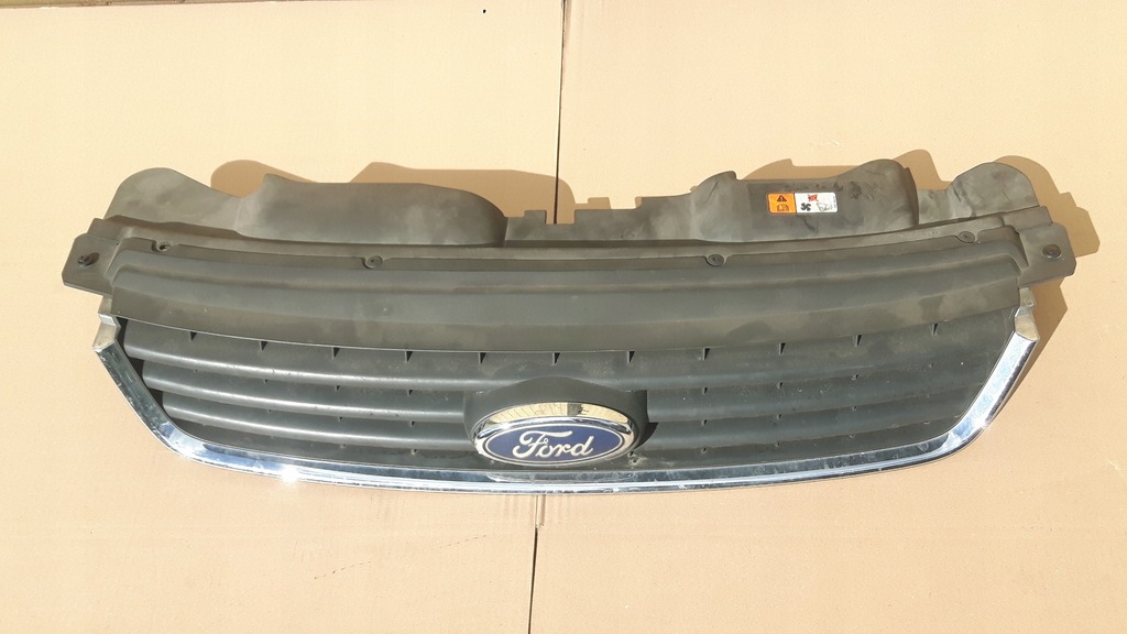 фото №1, Ford kuga mk1 - решётка радиатора решётка радиатора