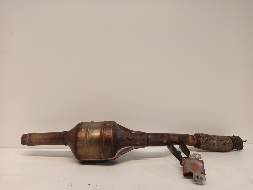 фото №1, Dacia duster ii катализатор 208021717r