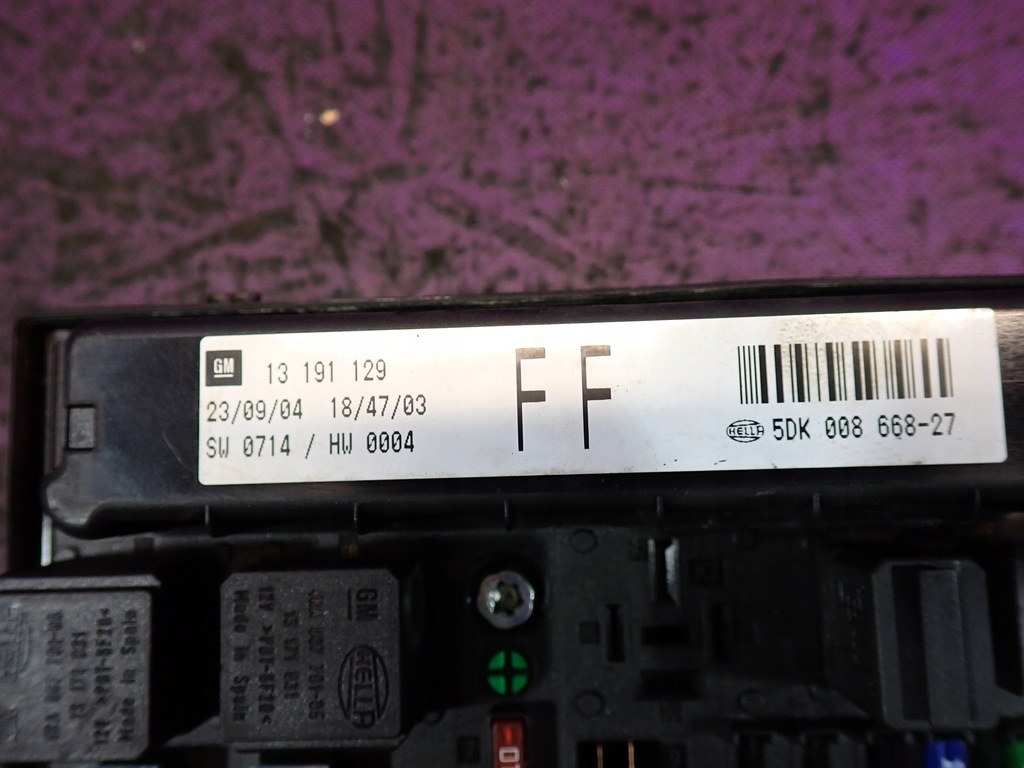 фото №4, Opel astra h iii 04-07 коробка запобіжників 13191129ff