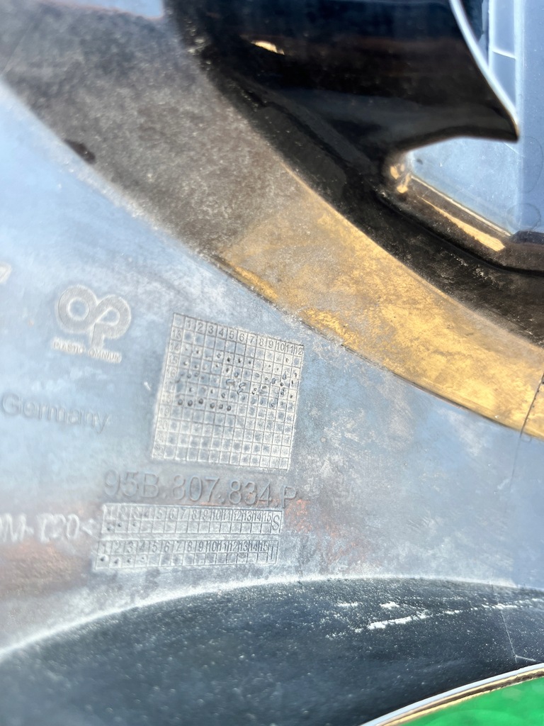 фото №15, Porsche macan 95b turbo бампер диффузор 95b807834p