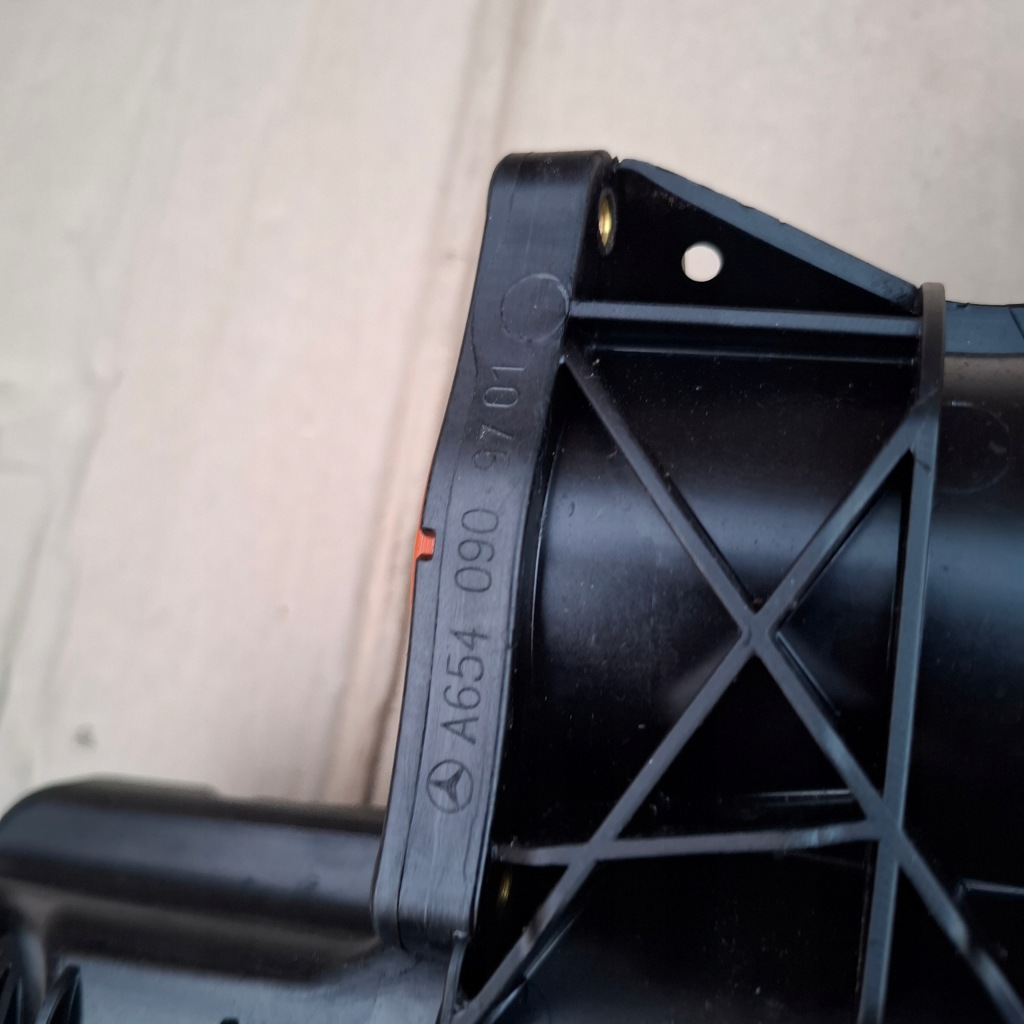 фото №5, Mercedes b 247 w247 6540909701 om654 колектор ssacy654.920