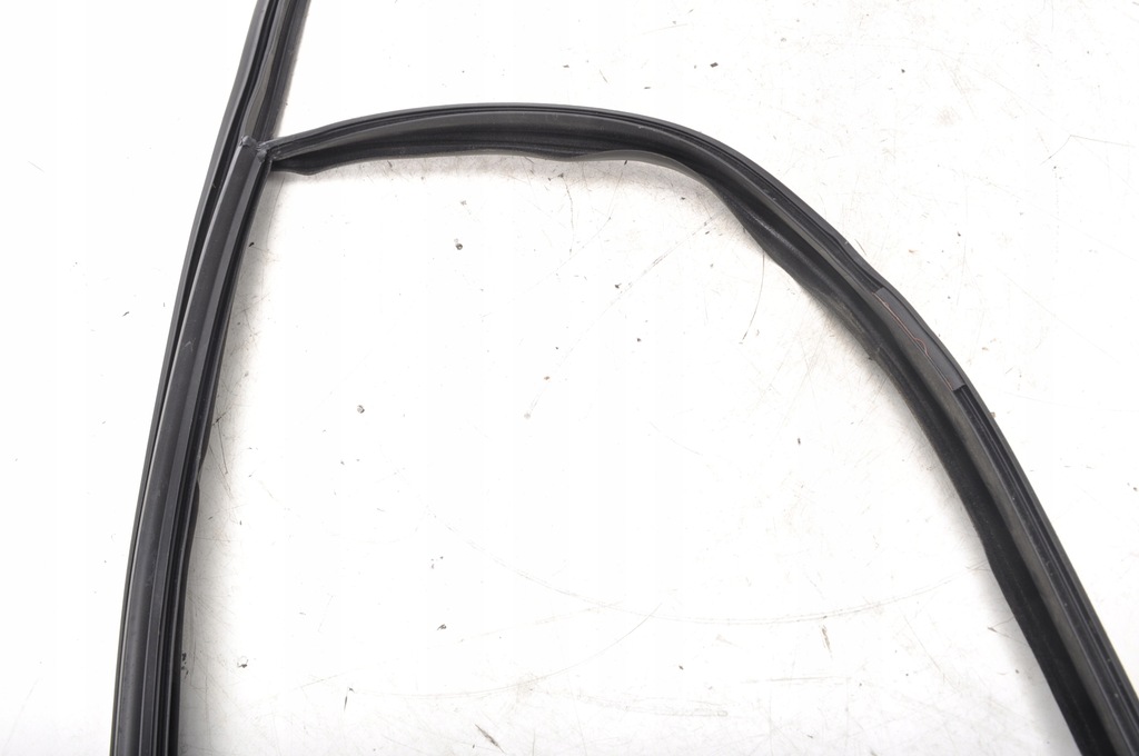 фото №4, Bmw x4 f26 прокладка дверь правый задняя