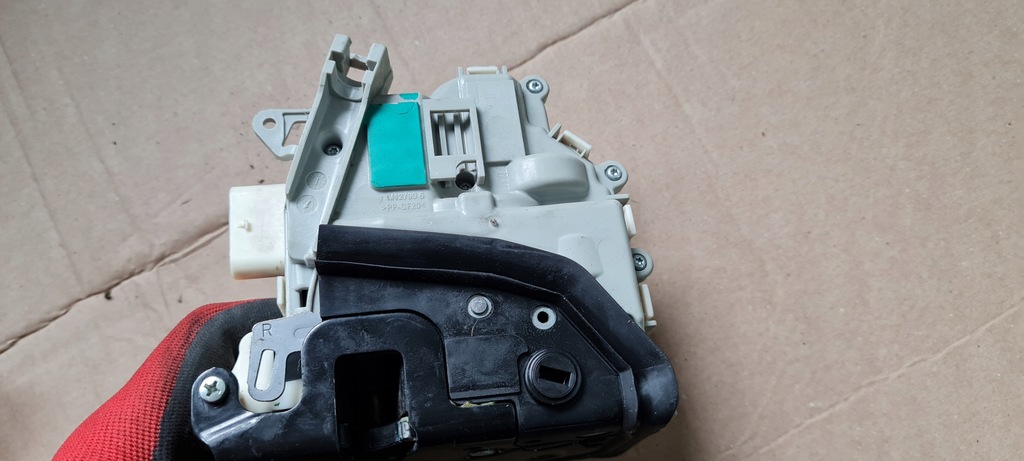 фото №7, S3 8v sedan a3 замок дверь правый задняя 8k0839016 5 pin a4 b8 a5