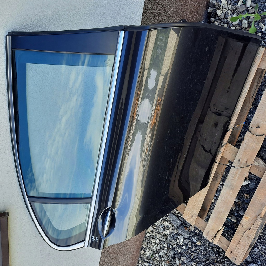 фото №1, F02 bmw 7 f02 дверь правый задняя a90 шторка